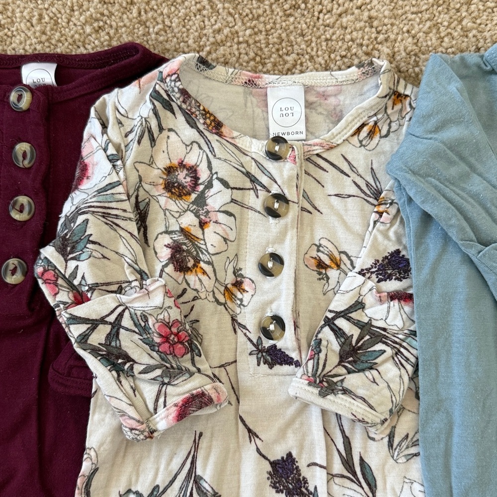 Lou Lou and Co knotted gown bundle - Picture 2 of 2